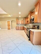 12430 Keith Rd in Beaumont, TX - Building Photo - Building Photo