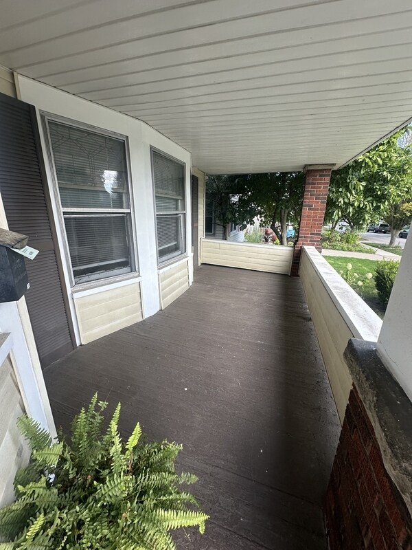 2228 Wyandotte Ave in Lakewood, OH - Building Photo - Building Photo