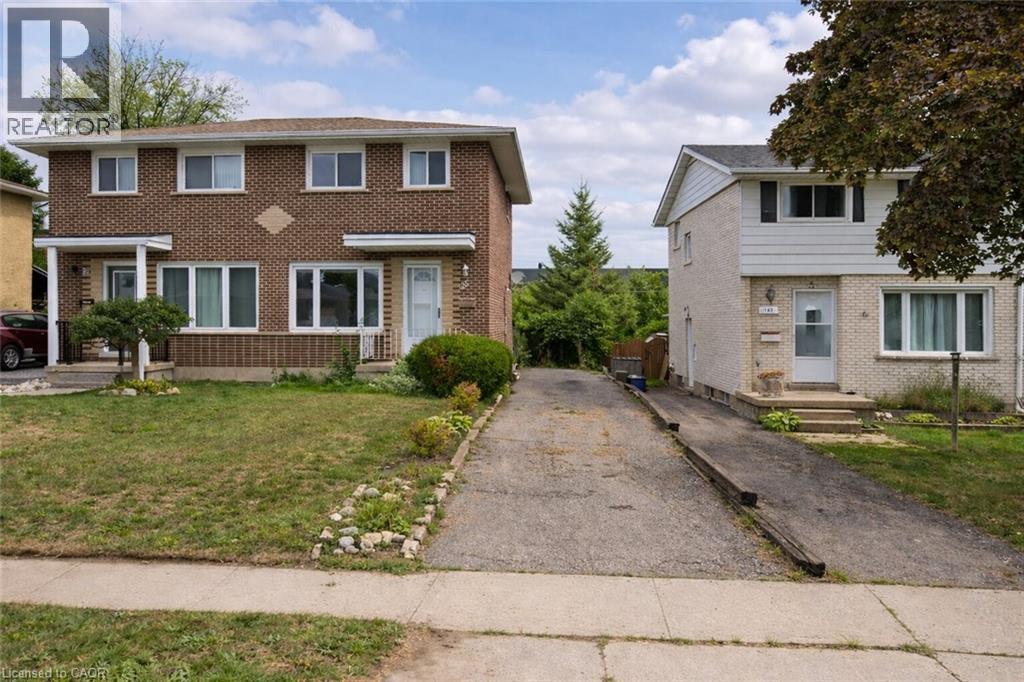 125 Henry St in Cambridge, ON - Building Photo