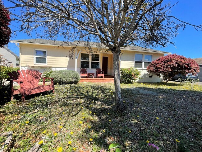 350 S Joanne Ave in Ventura, CA - Building Photo - Building Photo