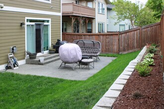 7801 Rushmore Ave NE, Unit 7801 Rushmore Ave in Lacey, WA - Building Photo - Building Photo