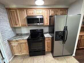 719 W Loop Dr in Moses Lake, WA - Building Photo - Building Photo