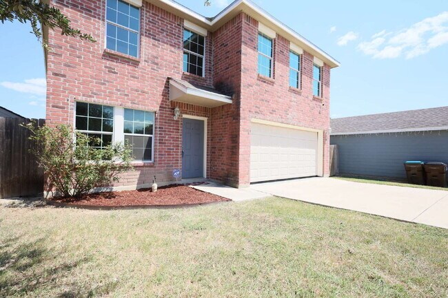 3974 Key W Way in Converse, TX - Building Photo - Building Photo
