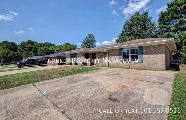 property at 5300 Southboro Ct