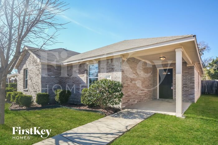 591 Lentisco Dr in Lancaster, TX - Building Photo