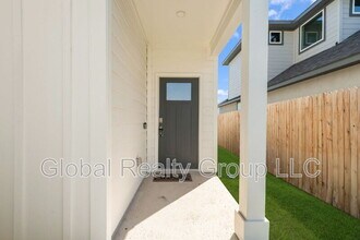 973 Willowbrook Ave in New Braunfels, TX - Building Photo - Building Photo