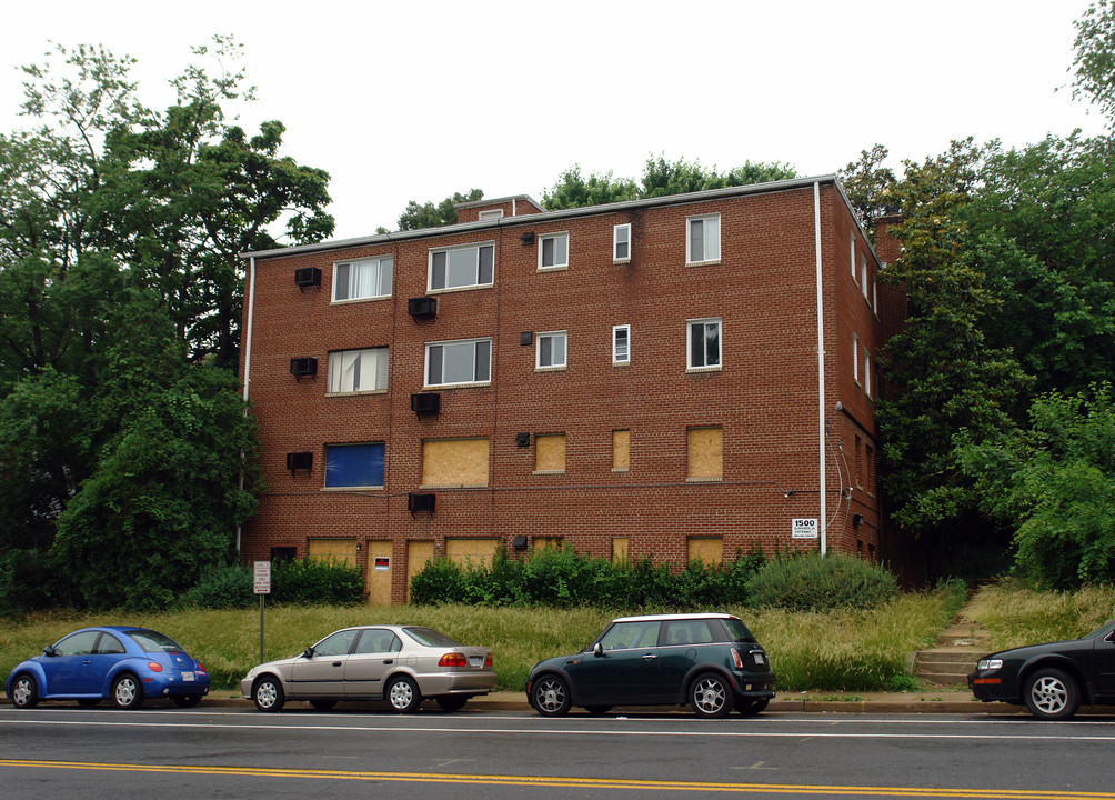 1500 N Rhodes St in Arlington, VA - Building Photo