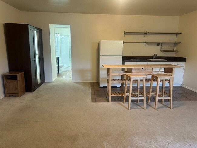 1832 Greenwich St-Unit -1832A in San Francisco, CA - Building Photo - Building Photo