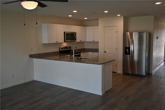5540 S Deer Crk Ave in Fort Mohave, AZ - Building Photo - Building Photo