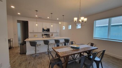 5815 Mezzana Run in Palmetto, FL - Building Photo - Building Photo