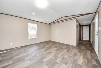 13718 Brigadier Dr in Willis, TX - Building Photo - Building Photo