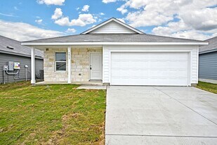3817 Low Tide in Seguin, TX - Building Photo
