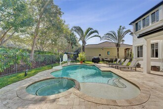 1367 Camellia Cir in Weston, FL - Building Photo - Building Photo