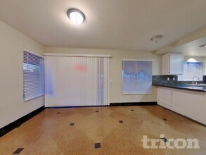 863 Pike Dr in Hemet, CA - Building Photo - Building Photo