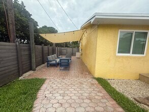 18 NW 12th Ave in Delray Beach, FL - Building Photo - Building Photo