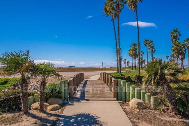 624 Sunfish Way in Port Hueneme, CA - Building Photo - Building Photo