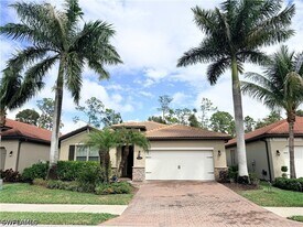 16432 Aberdeen Wy in Naples, FL - Building Photo