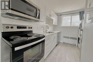 57 Wellington Rd in London, ON - Building Photo