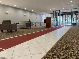 180 Lafayette Ave, Unit B in Passaic, NJ - Building Photo