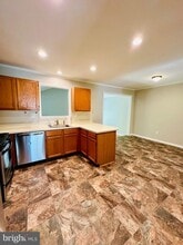 41 Victoria Dr in Aston Township, PA - Building Photo - Building Photo