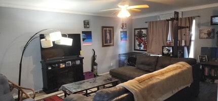3121 St Isaac Loop in Laredo, TX - Building Photo - Building Photo
