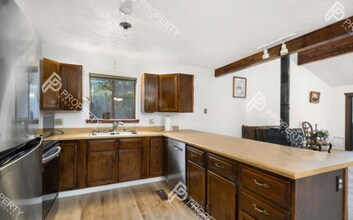 1108 Parkwood Ln in Glenwood Springs, CO - Building Photo - Building Photo