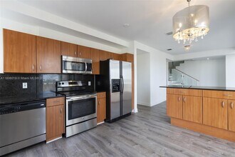 2400 SW 27th Ave in Miami, FL - Building Photo - Building Photo