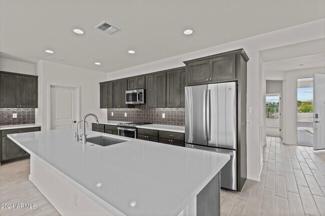 4156 Prairie Schooner Rd in Wickenburg, AZ - Building Photo - Building Photo