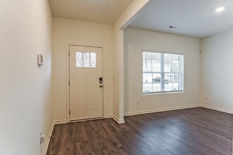 5784 Timber Leaf Lp in Bessemer, AL - Building Photo - Building Photo