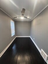 227 W 112th Pl in Chicago, IL - Foto de edificio - Building Photo