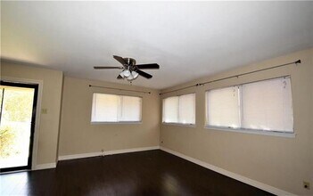 508 Worcester Way in Richardson, TX - Building Photo - Building Photo