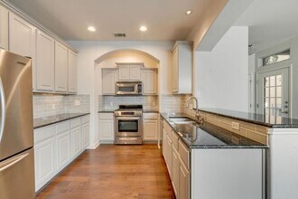 3406 Menchaca Rd-Unit -APT 14 in Austin, TX - Building Photo - Building Photo
