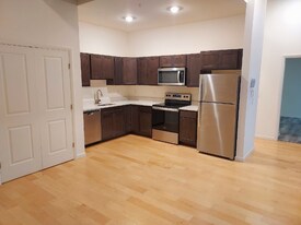 49 Stone St in Rochester, NY - Building Photo