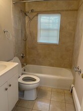 34 Park Avenue Extension in Arlington, MA - Building Photo - Building Photo