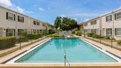 55 Needle Blvd in Merritt Island, FL - Building Photo - Building Photo