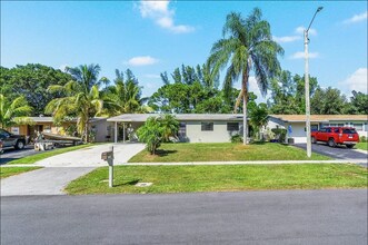 12278 Hillman Dr in Palm Beach Gardens, FL - Building Photo - Building Photo