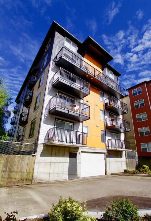 Raleigh Ridge in Seattle, WA - Building Photo