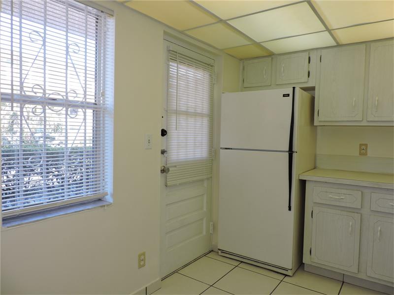 505 E Dania Beach Blvd in Dania Beach, FL - Building Photo