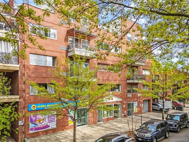 71-33 162nd St in Queens, NY - Building Photo - Building Photo