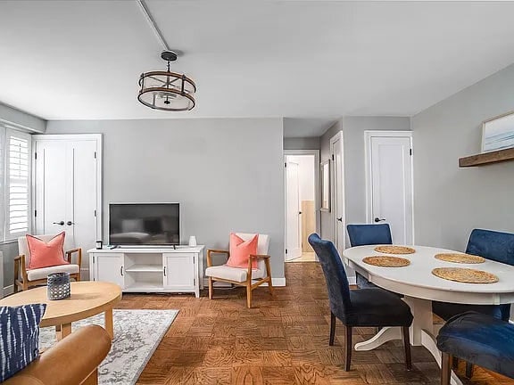 363 E 76th St in New York, NY - Building Photo - Building Photo