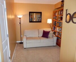 475 K St NW, Unit 405 in Washington, DC - Building Photo - Building Photo