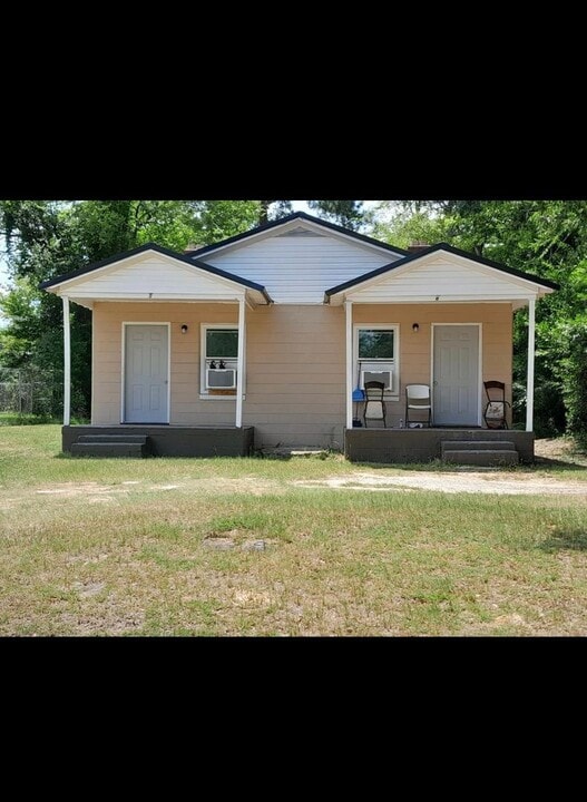 610 Burke Ave in Albany, GA - Building Photo