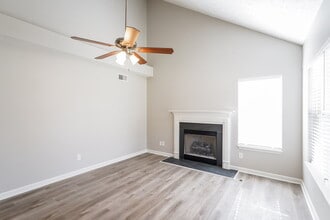 146 Homestead Pl in Hendersonville, TN - Foto de edificio - Building Photo