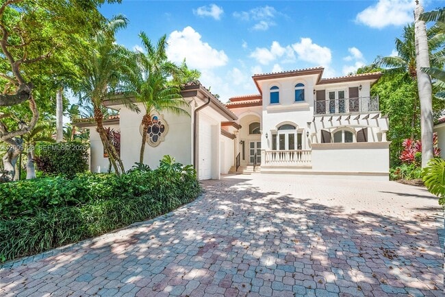 13680 Deering Bay Dr