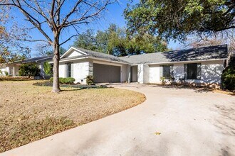 4827 Gerona Dr in Austin, TX - Building Photo - Building Photo