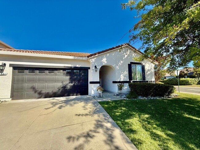 property at 401 Tara Bella Pl