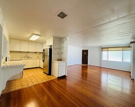 225 Awakea Rd in Kailua, HI - Building Photo - Building Photo