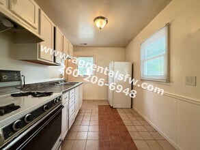 4740 Bowser Ave in Fort Wayne, IN - Building Photo - Building Photo