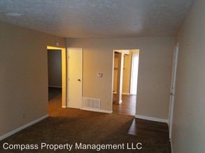 611 N Meridian St in Greenwood, IN - Building Photo - Building Photo