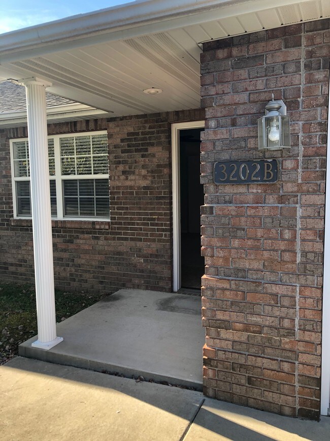 3202 Zeller Ave Apartments and Nearby Marion Apartments For Rent Marion, IL